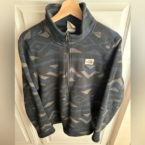 North Face Pull over fleece